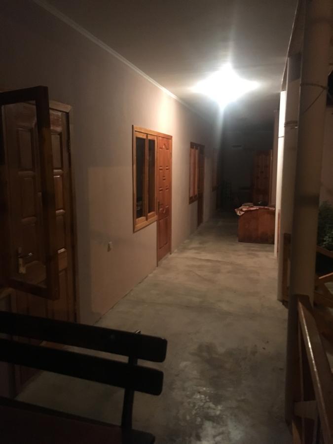 Homestay On Akademika Sakharova Sochumi Exterior foto
